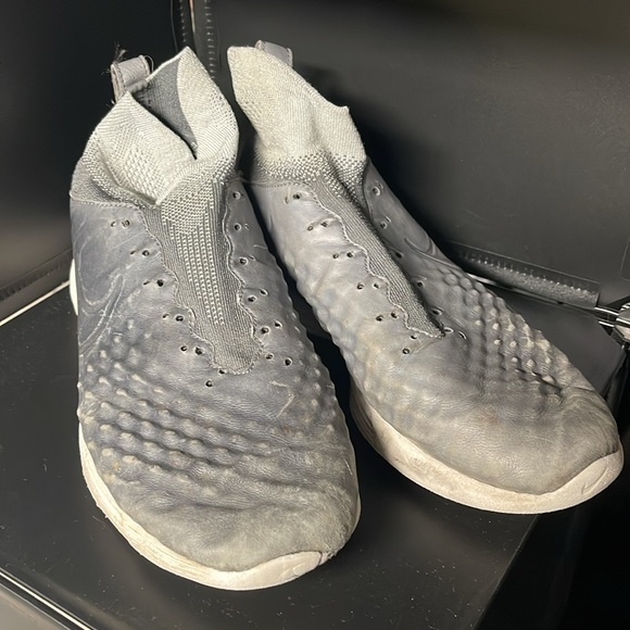 Nike Lunar Magista 2 Flyknit Dark Grey size 9.5 - Picture 7 of 9